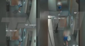 En las imágenes se puede ver a la víctima saliendo de la habitación del hotel en Tucumán. fuente: TN